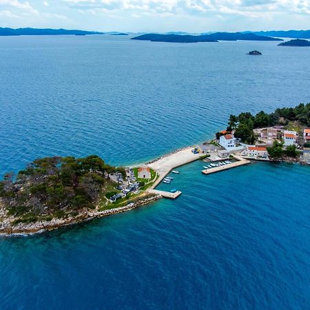 Apartments With A Parking Space Savar, Dugi Otok - 8127 Экстерьер фото