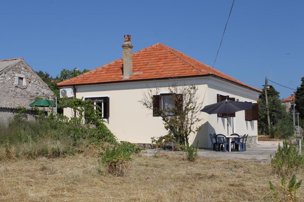 Apartments With A Parking Space Savar, Dugi Otok - 8127 Экстерьер фото
