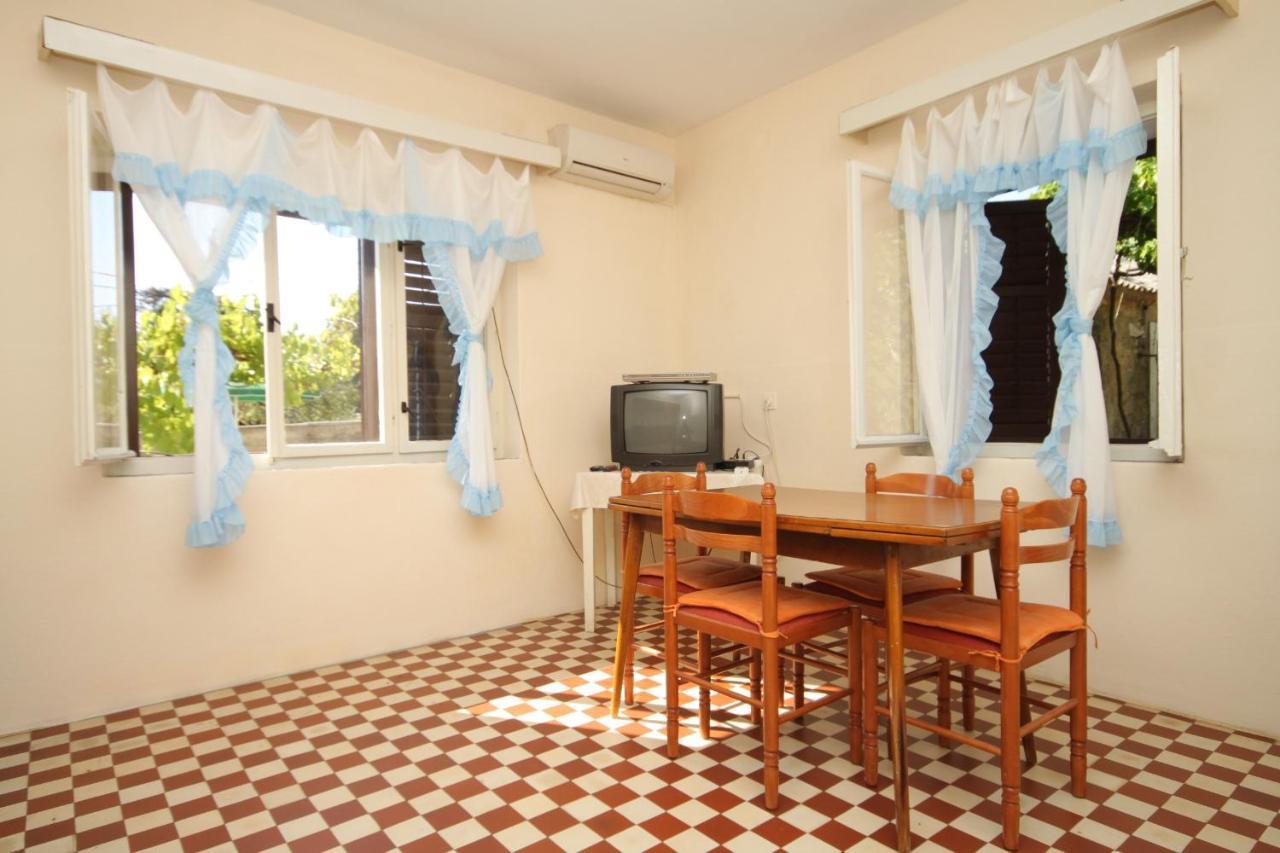 Apartments With A Parking Space Savar, Dugi Otok - 8127 Экстерьер фото
